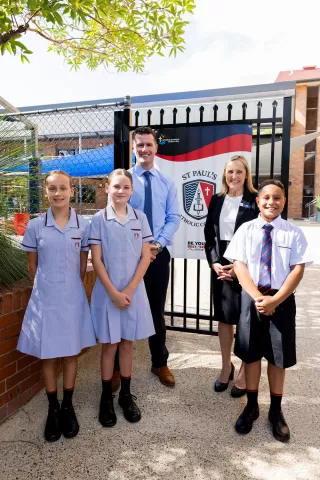 Students Indigo, Mila and Mr Luke Moxon, Head of Junior Campus, Ms Gabie Stojanovski, College Principal and student Carter